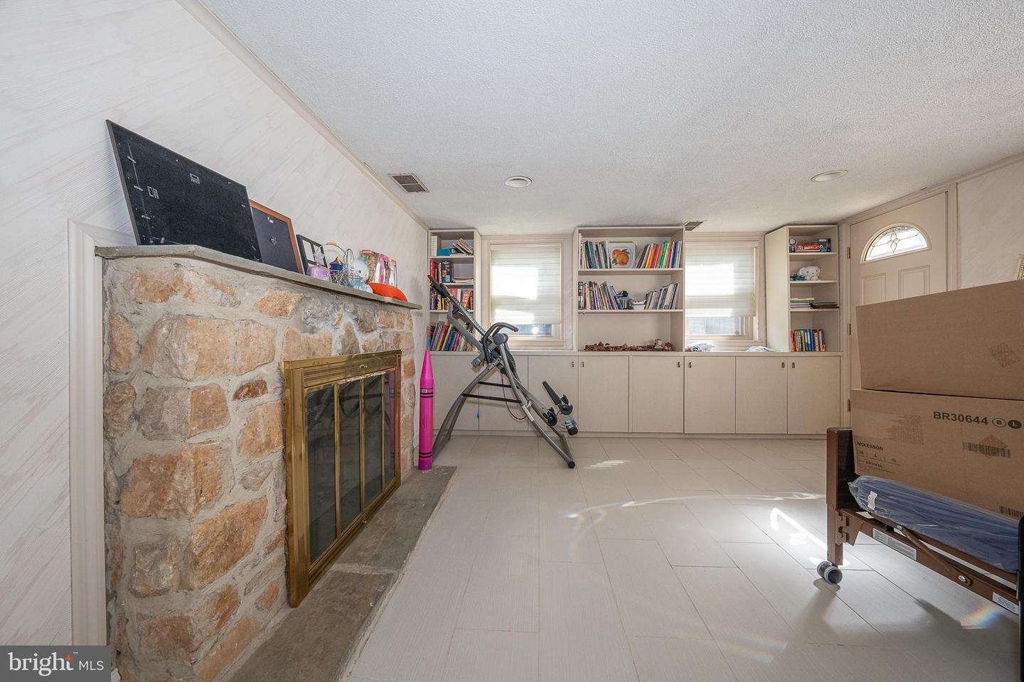 1200 Gainsboro Rd