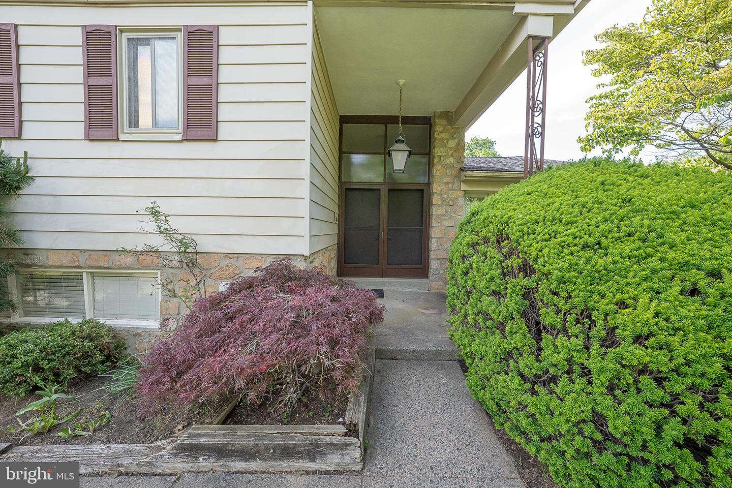 1200 Gainsboro Rd