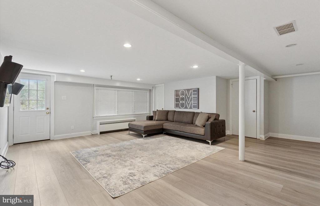 417 Youngs Ford Ln