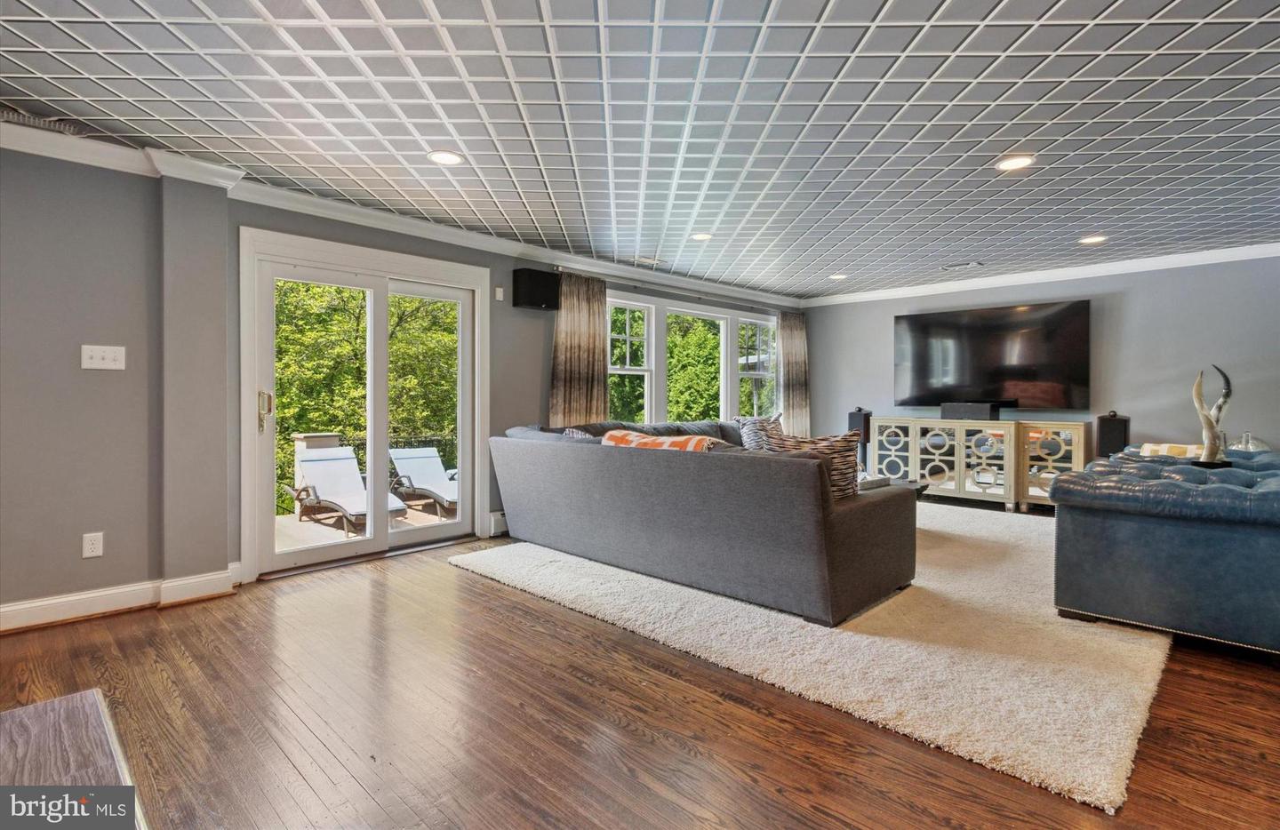 417 Youngs Ford Ln