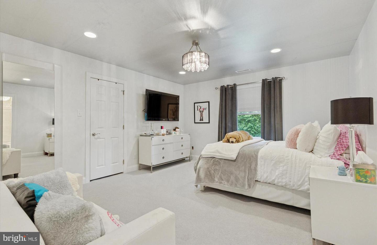 417 Youngs Ford Ln