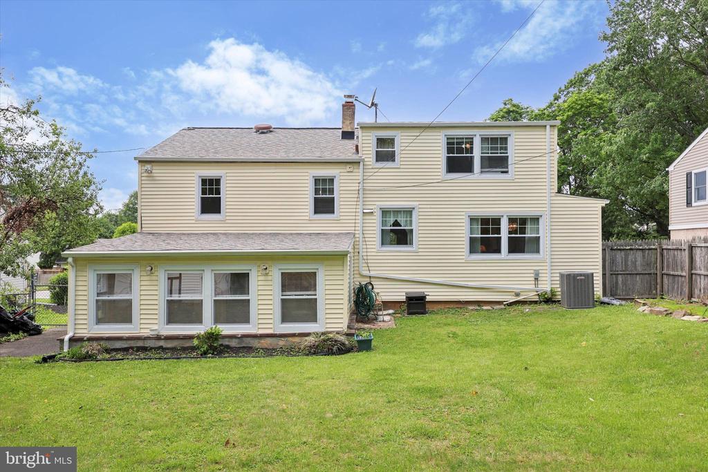 1217 Malinda Rd