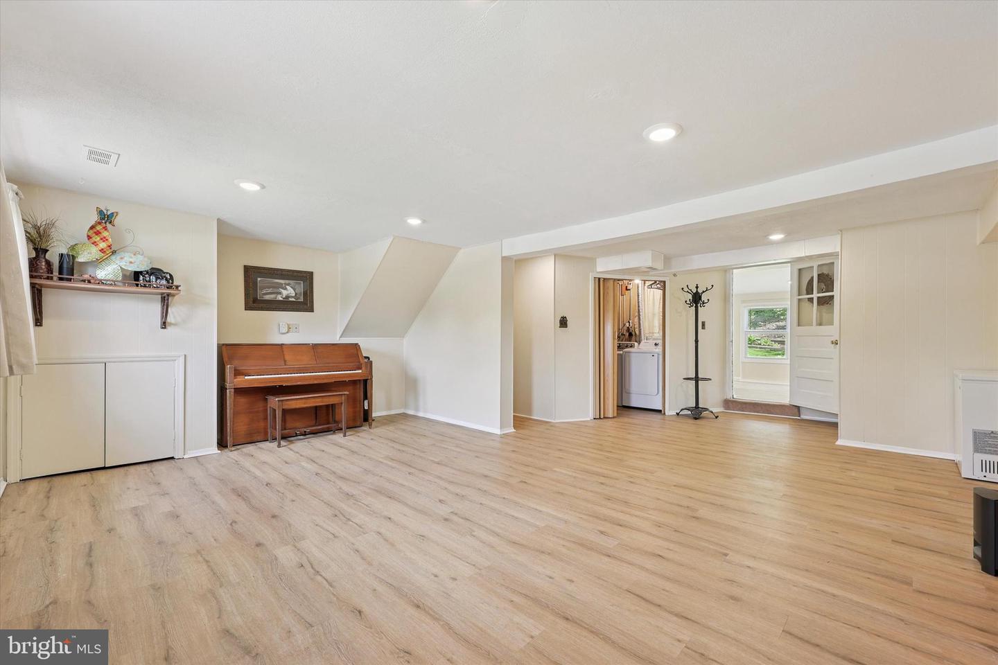 1217 Malinda Rd