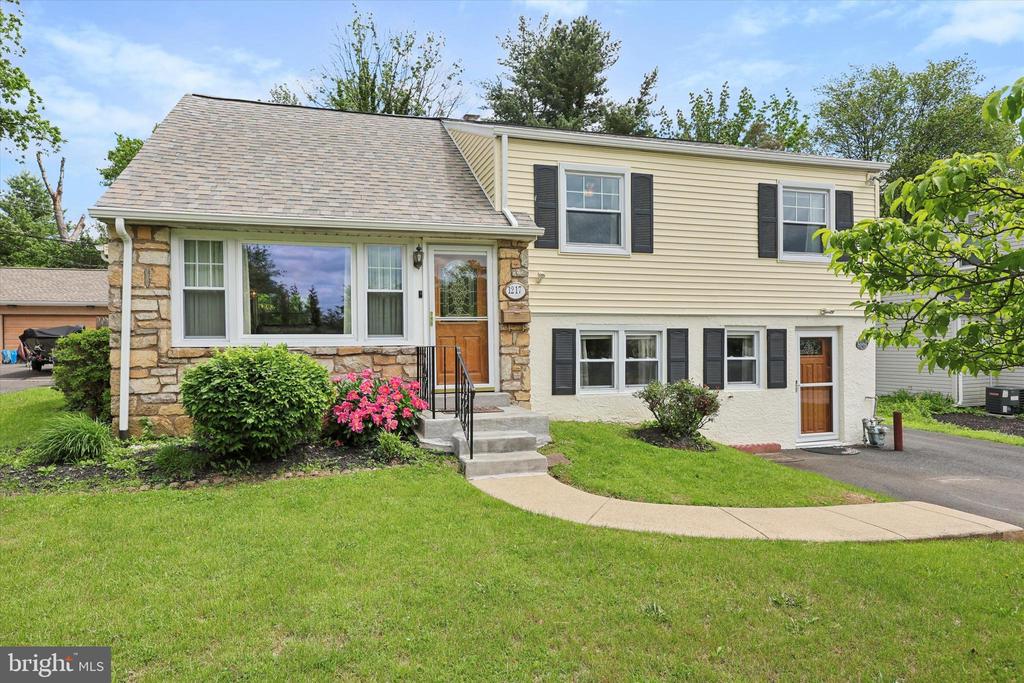 1217 Malinda Rd