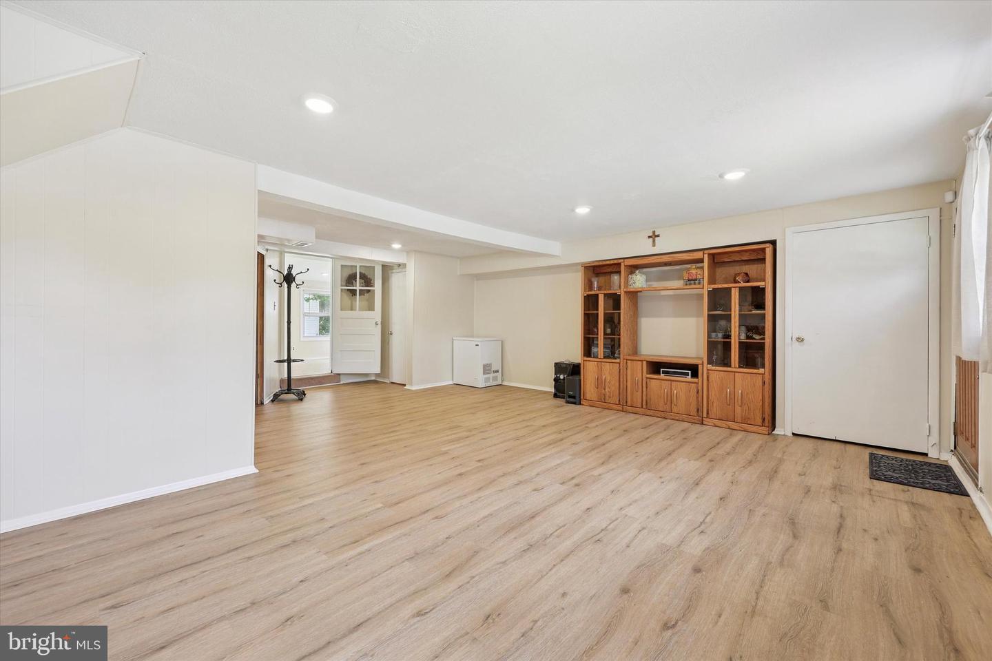 1217 Malinda Rd