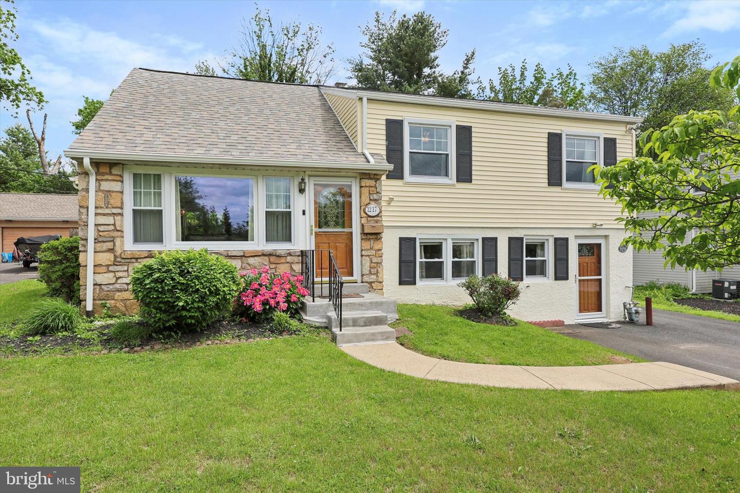 1217 Malinda Rd