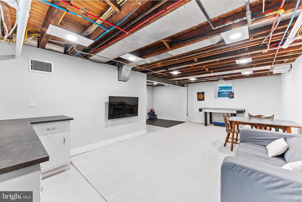 1110 Clover Hill Rd
