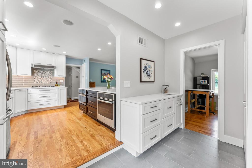 1110 Clover Hill Rd