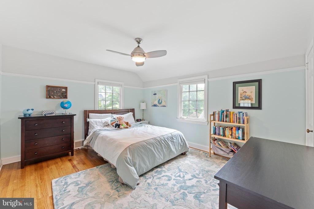 1110 Clover Hill Rd