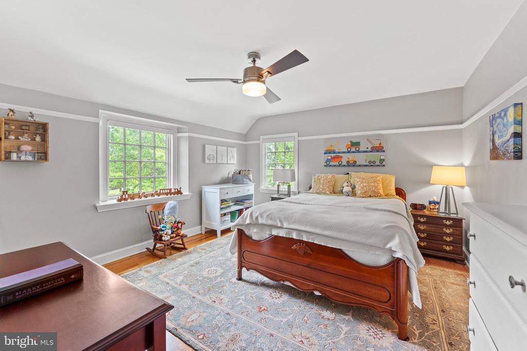 1110 Clover Hill Rd