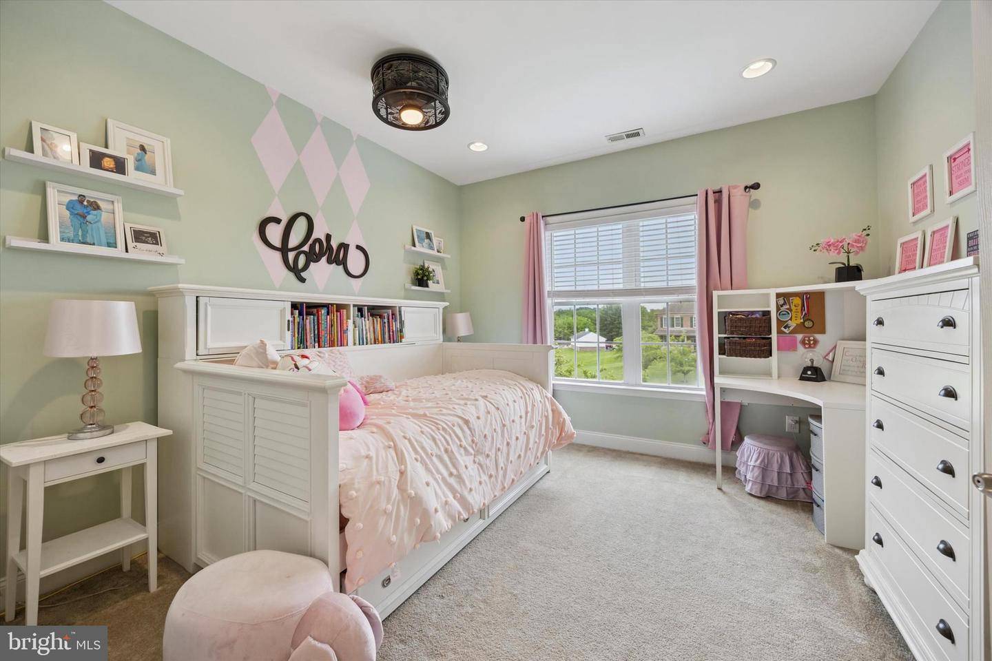 104 Bennington Rd