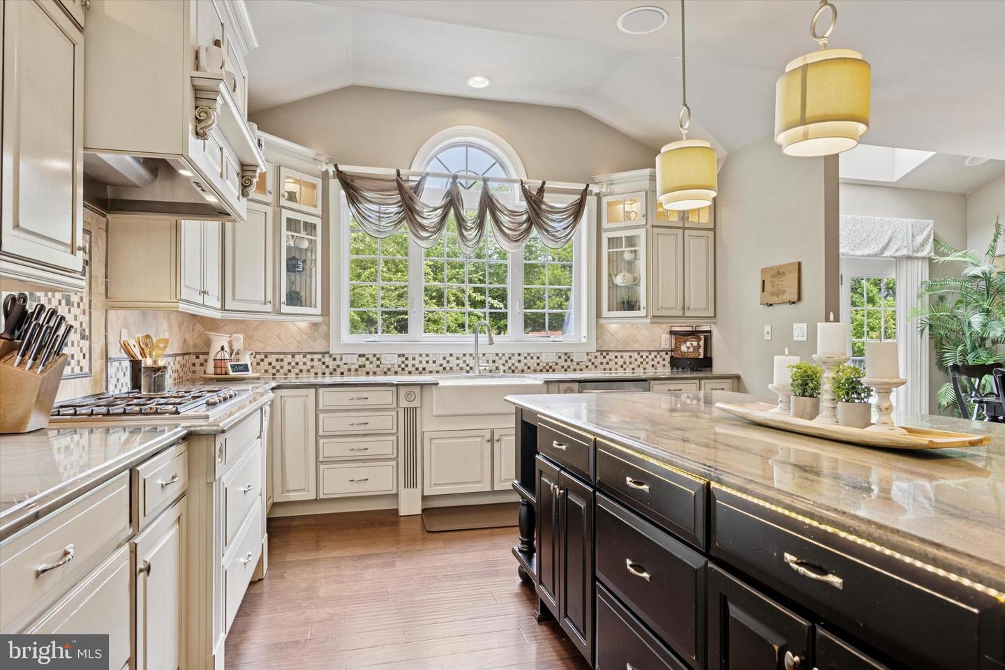 104 Bennington Rd