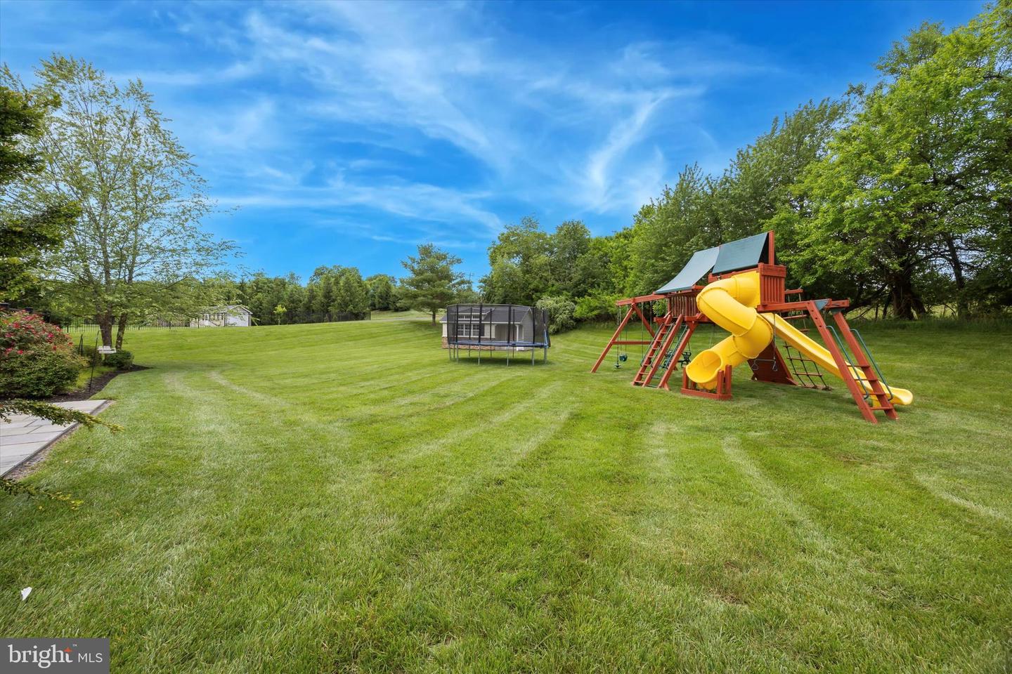 104 Bennington Rd