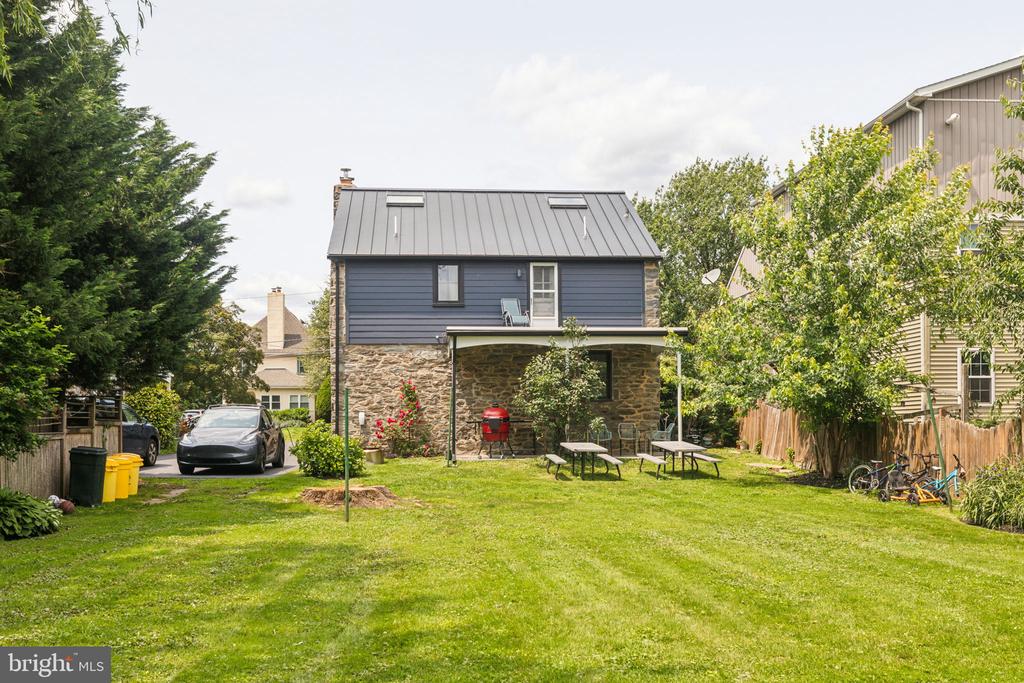 137 Sutton Rd
