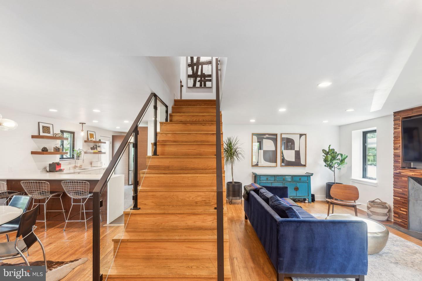137 Sutton Rd