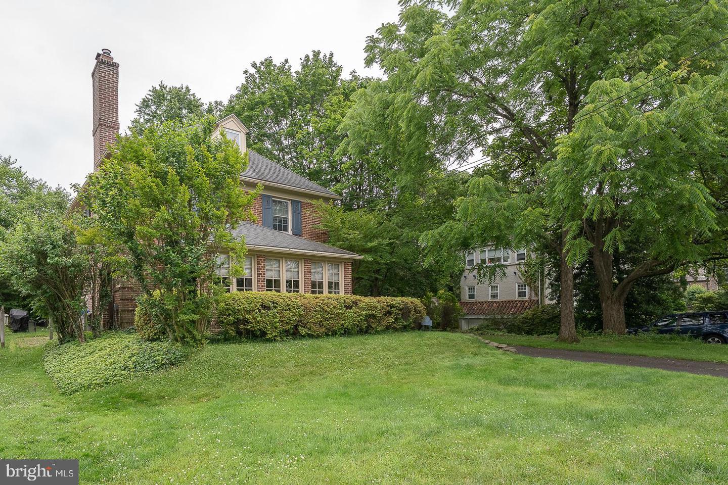 8317 High School Rd