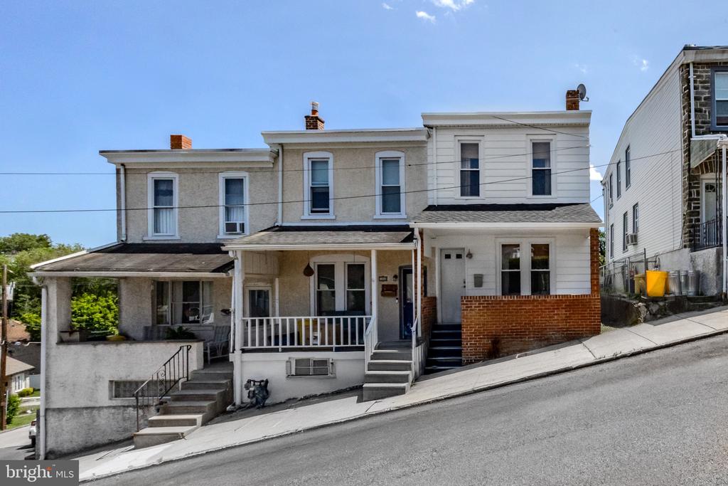 106 Rockland Ave