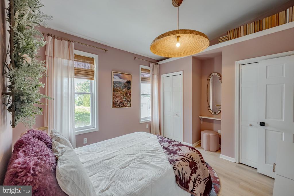 106 Rockland Ave