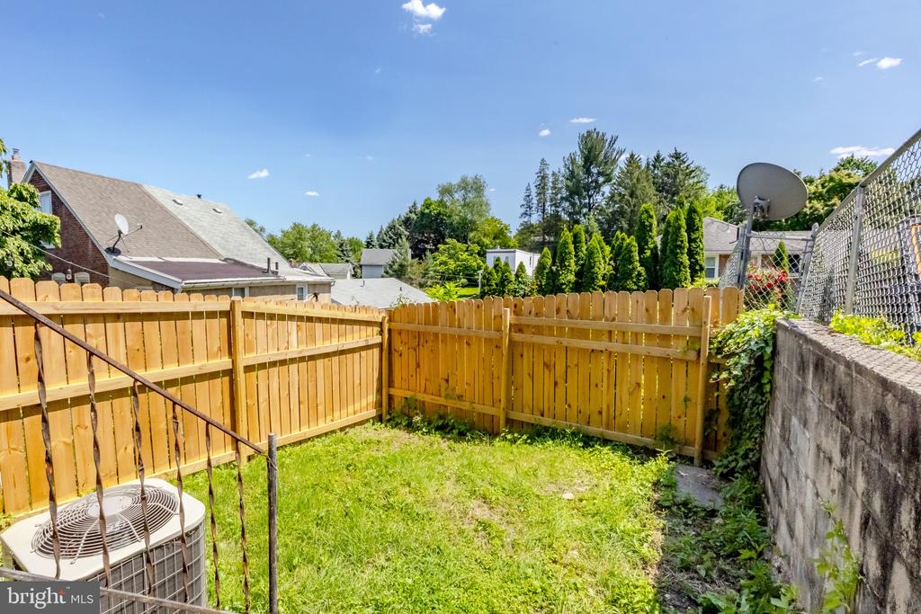 106 Rockland Ave