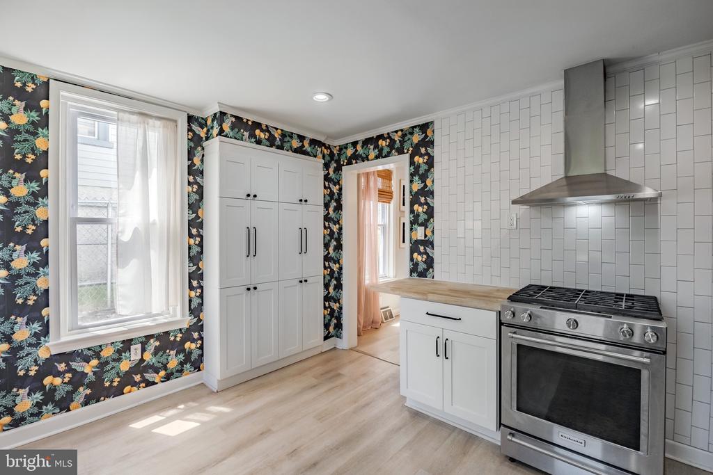 106 Rockland Ave