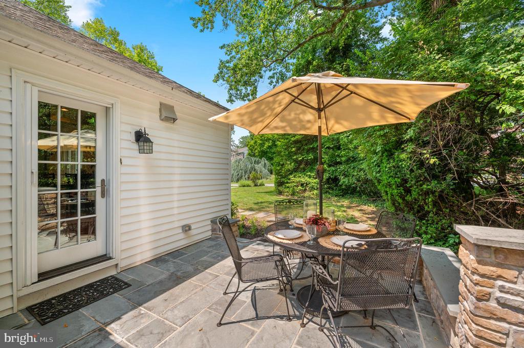 653 Broad Acres Rd
