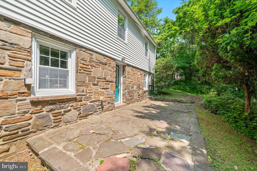 653 Broad Acres Rd