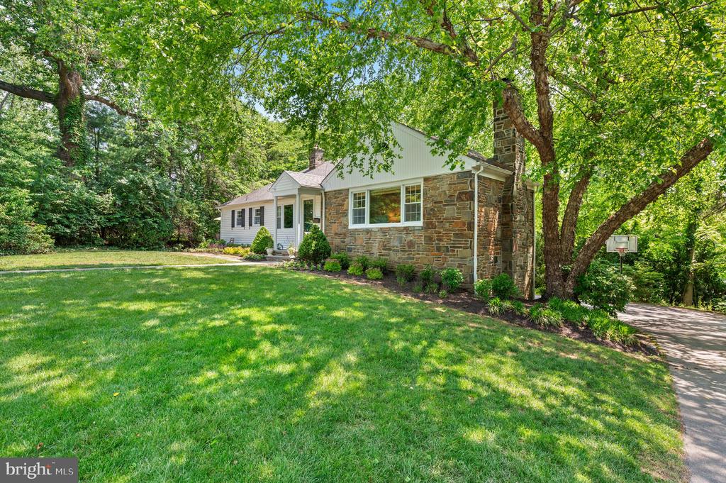 653 Broad Acres Rd