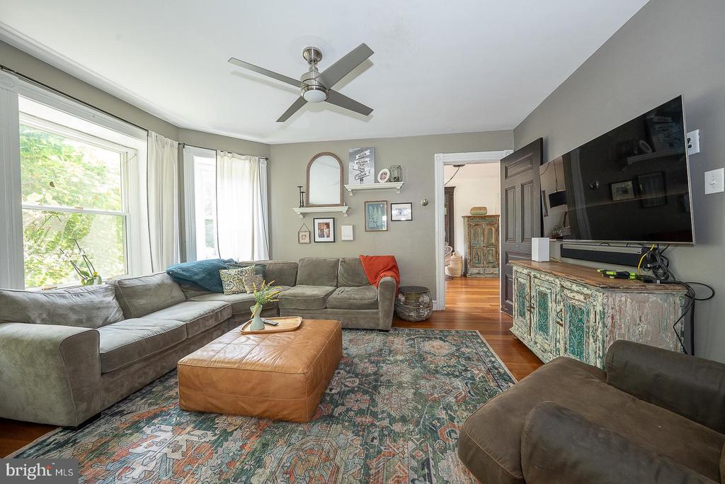 122 Webster Ave