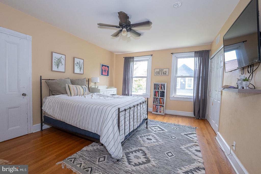 122 Webster Ave