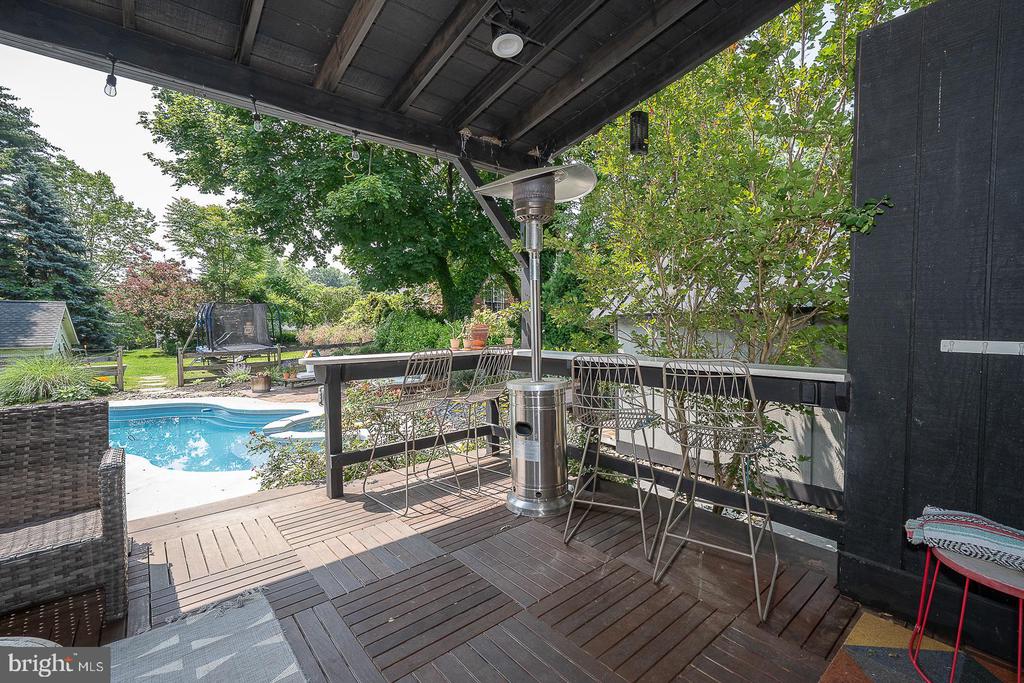 122 Webster Ave