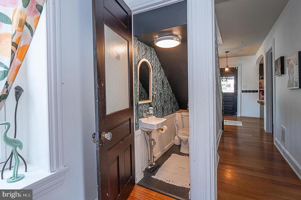 122 Webster Ave