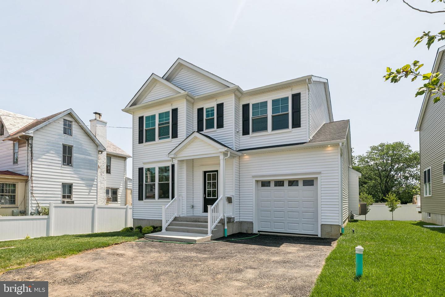 904 Pleasant