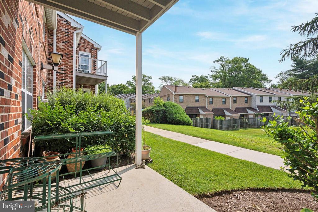 209 Glen Ln