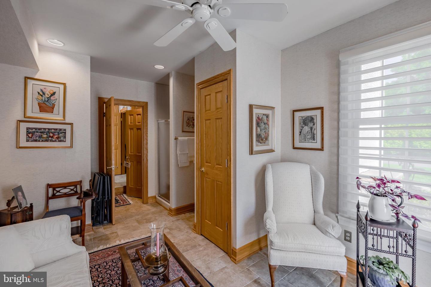 285 Ridings Way