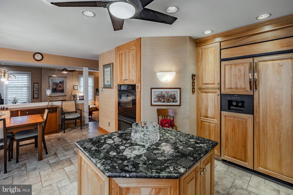 285 Ridings Way