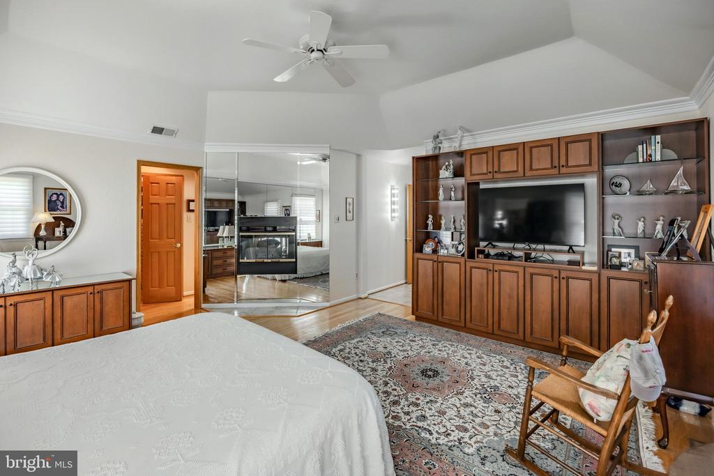 285 Ridings Way