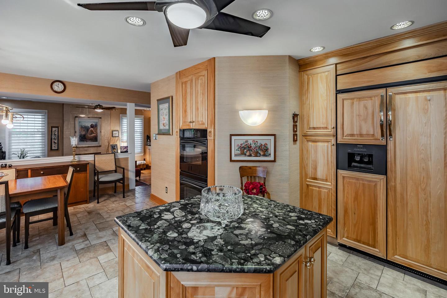 285 Ridings Way