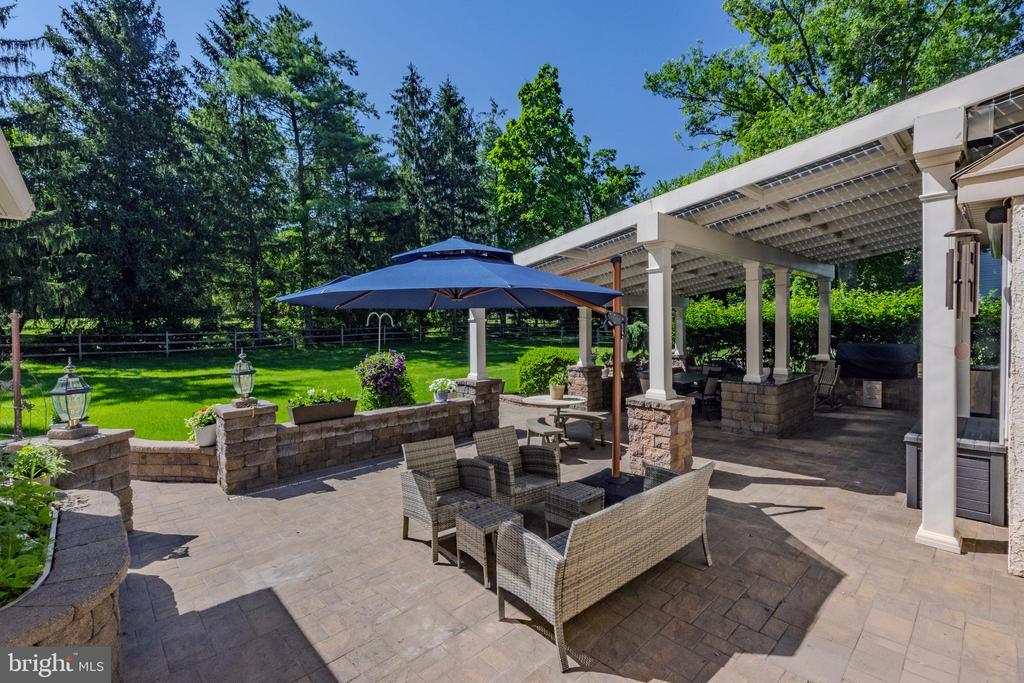 285 Ridings Way