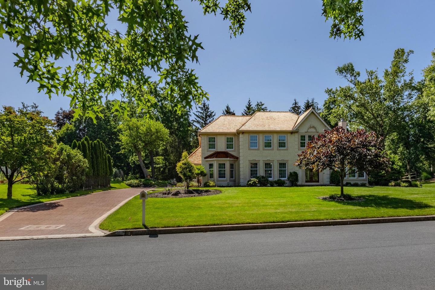 285 Ridings Way