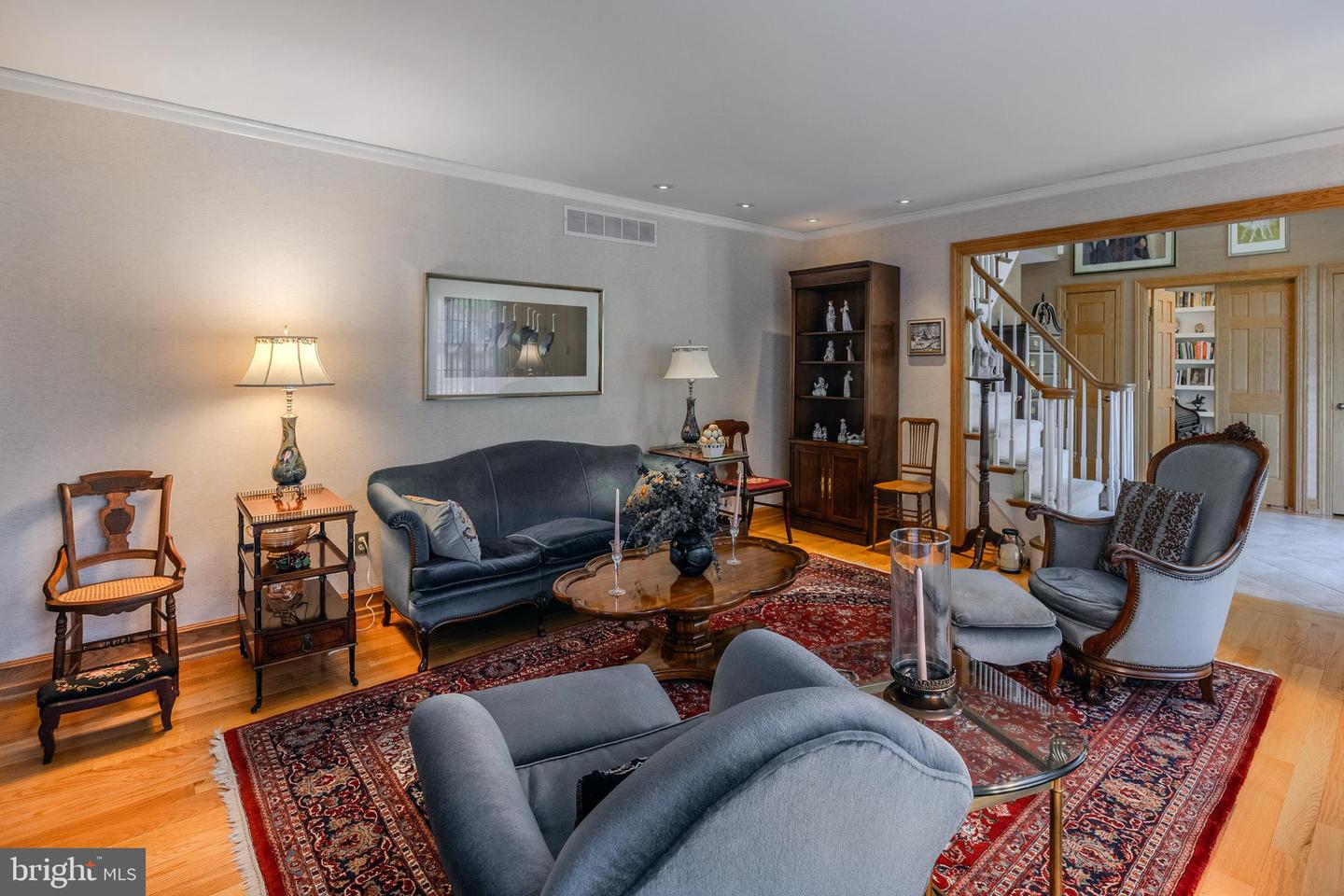 285 Ridings Way