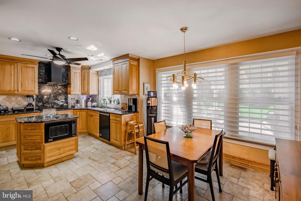 285 Ridings Way