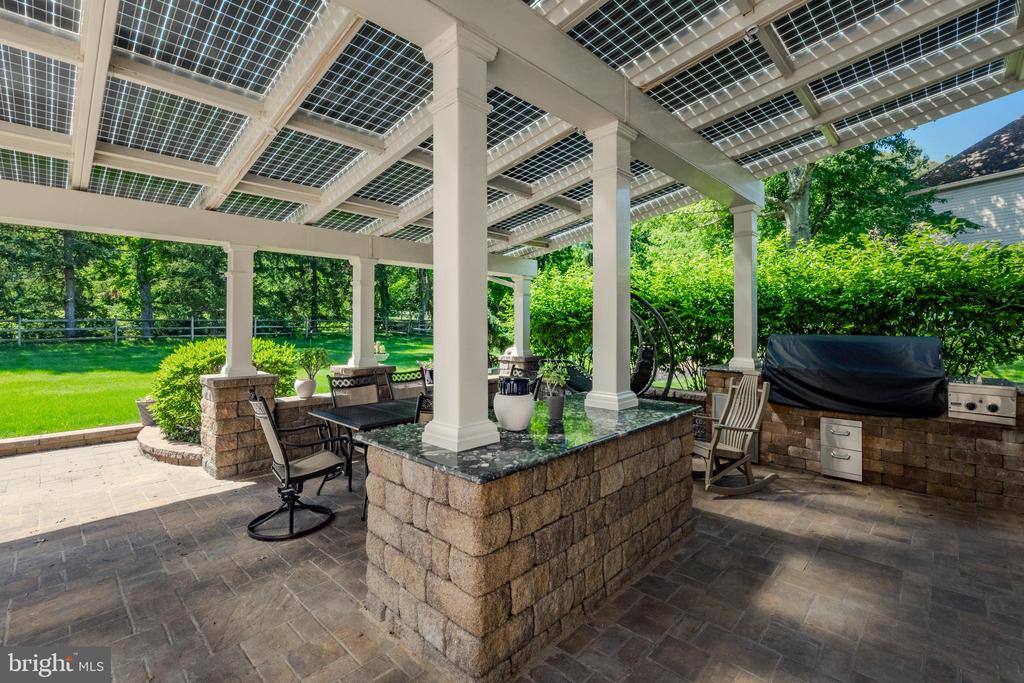 285 Ridings Way