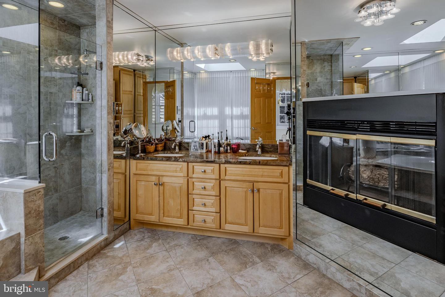 285 Ridings Way