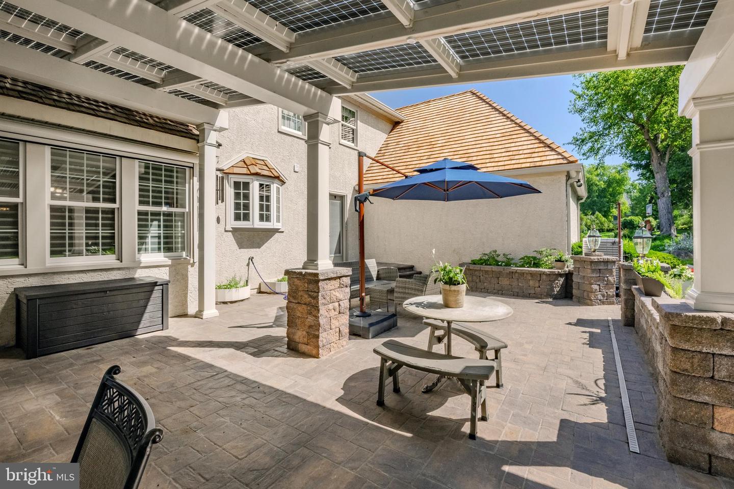 285 Ridings Way