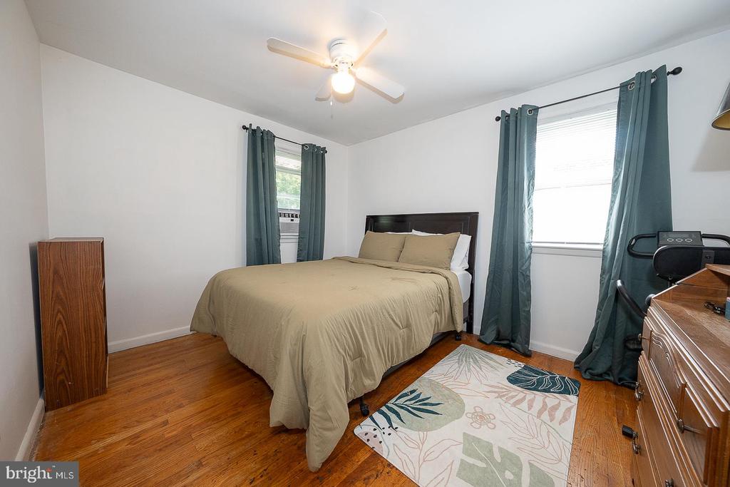 54 Boncouer Rd