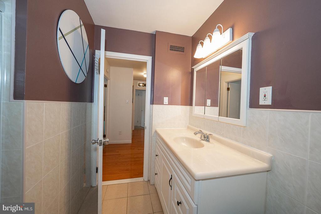 54 Boncouer Rd