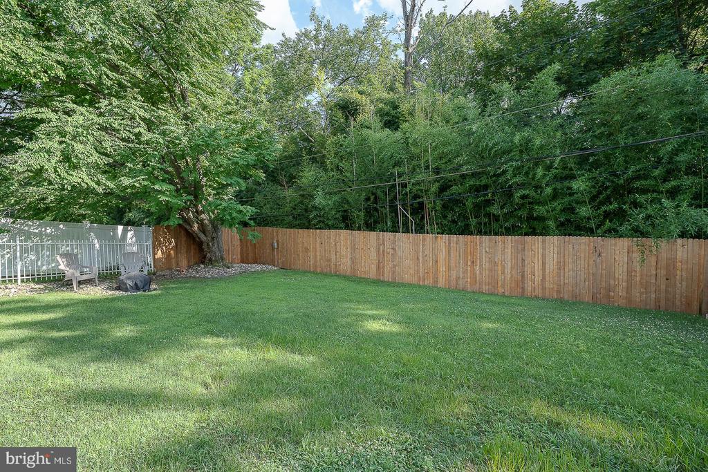 54 Boncouer Rd