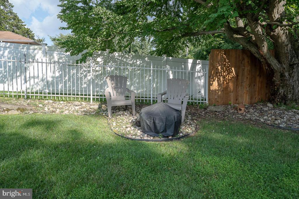54 Boncouer Rd