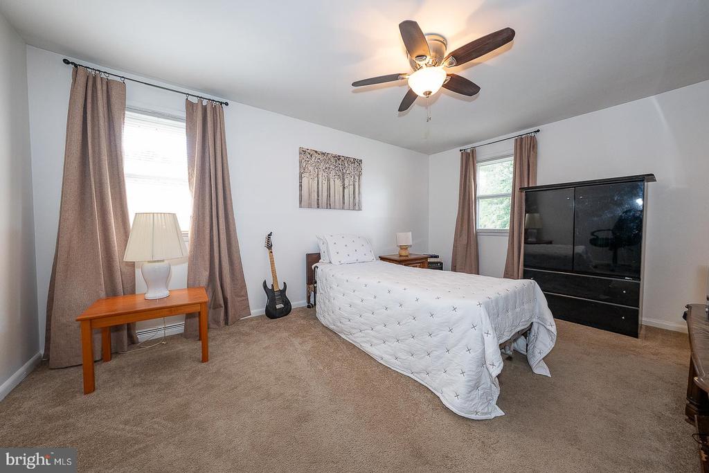 54 Boncouer Rd
