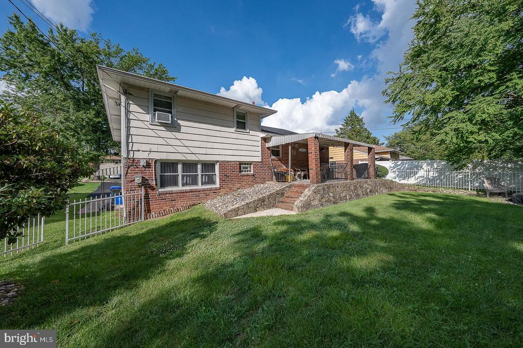54 Boncouer Rd